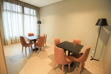 Apartamento à venda com 49m², 1 quarto e sem vagaÁrea comum