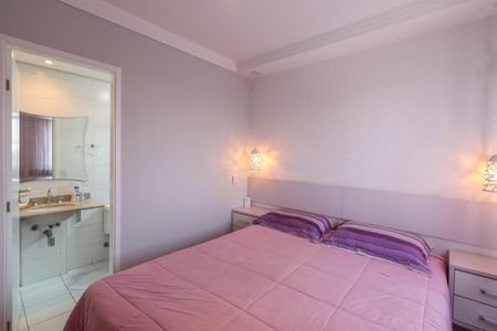 Apartamento à venda com 93m², 2 quartos e 2 vagasSuíte