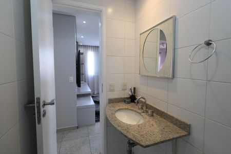 Apartamento à venda com 93m², 2 quartos e 2 vagasBanheiro Social