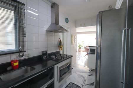 Apartamento à venda com 93m², 2 quartos e 2 vagasCozinha