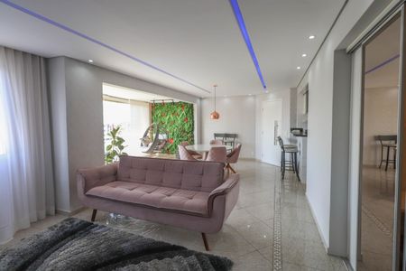 Apartamento à venda com 93m², 2 quartos e 2 vagasSala