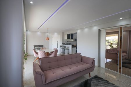 Apartamento à venda com 93m², 2 quartos e 2 vagasSala