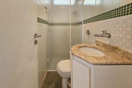 Apartamento para alugar com 80m², 3 quartos e sem vagaBanheiro 1