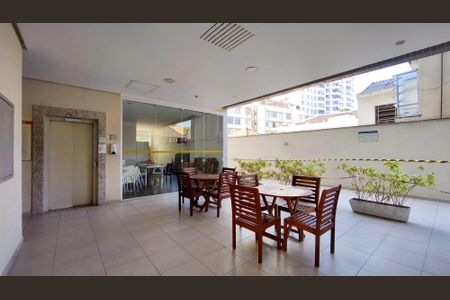 Apartamento para alugar com 67m², 2 quartos e 1 vaga Apartamento para alugar com 67m², 2 quartos e 1 vagaÁrea comum - Salão de festas