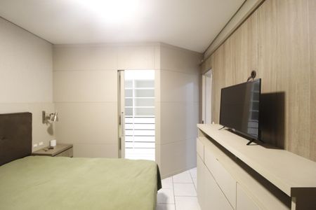 Casa à venda com 129m², 3 quartos e 3 vagasSuíte 3