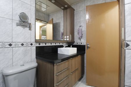 Casa à venda com 129m², 3 quartos e 3 vagasBanheiro Social