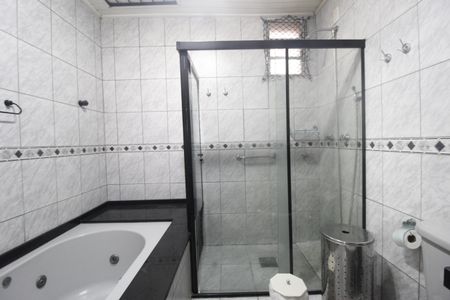 Casa à venda com 129m², 3 quartos e 3 vagasBanheiro Social