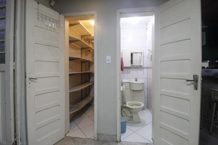 Casa à venda com 129m², 3 quartos e 3 vagasBanheiro de Serviço