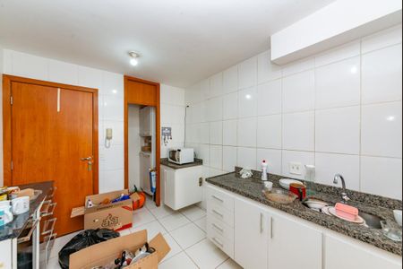 Apartamento à venda com 87m², 3 quartos e 2 vagasCozinha