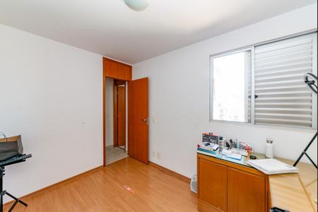 Apartamento à venda com 87m², 3 quartos e 2 vagasQuarto 1