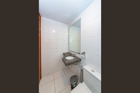 Apartamento à venda com 87m², 3 quartos e 2 vagasBanheiro Social