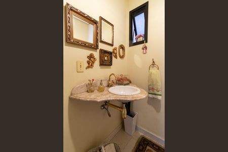 Apartamento à venda com 173m², 2 quartos e 3 vagasLavabo