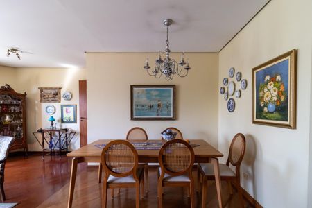 Apartamento à venda com 173m², 2 quartos e 3 vagasSala 2