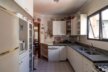 Apartamento à venda com 173m², 2 quartos e 3 vagasCozinha