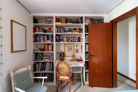 Apartamento à venda com 173m², 2 quartos e 3 vagasQuarto 