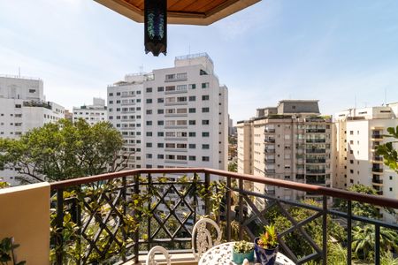 Apartamento à venda com 173m², 2 quartos e 3 vagasVaranda