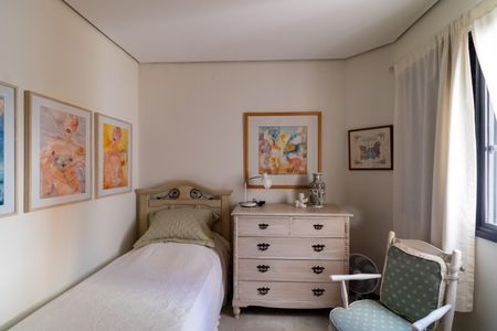 Apartamento à venda com 173m², 2 quartos e 3 vagasQuarto 