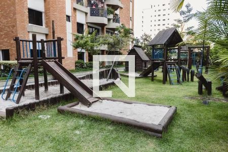 Apartamento à venda com 173m², 2 quartos e 3 vagasÁrea comum - Playground