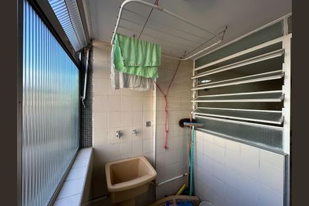 Apartamento à venda com 71m², 1 quarto e 1 vagaÁrea de Serviço