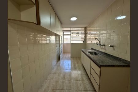 Apartamento à venda com 71m², 1 quarto e 1 vagaCozinha