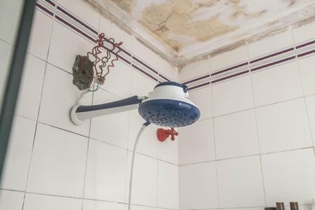 Casa para alugar com 190m², 3 quartos e 2 vagasBanheiro Social