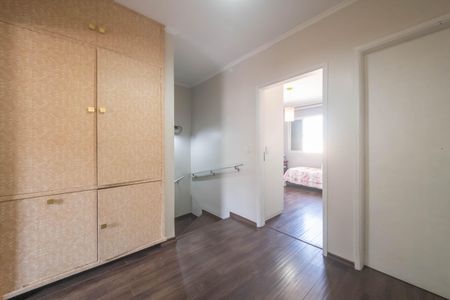 Casa para alugar com 190m², 3 quartos e 2 vagasCorredor