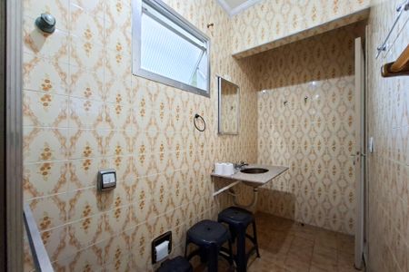 Apartamento para alugar com 61m², 2 quartos e 1 vaga Apartamento para alugar com 61m², 2 quartos e 1 vagaBanheiro