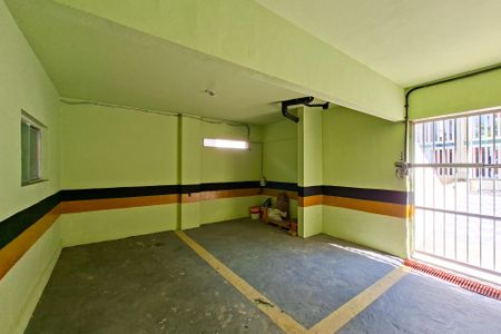 Apartamento para alugar com 61m², 2 quartos e 1 vaga Apartamento para alugar com 61m², 2 quartos e 1 vagaGaragem