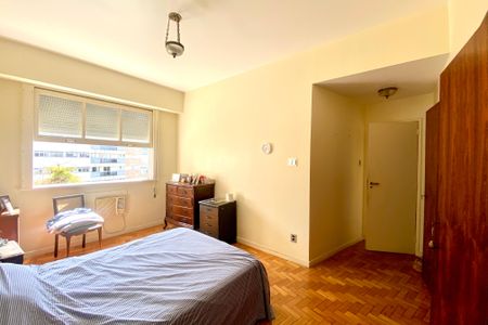 Apartamento à venda com 180m², 4 quartos e 1 vaga Apartamento à venda com 180m², 4 quartos e 1 vagaQuarto 4