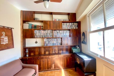 Apartamento à venda com 180m², 4 quartos e 1 vaga Apartamento à venda com 180m², 4 quartos e 1 vagaQuarto 3