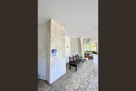 Apartamento à venda com 180m², 4 quartos e 1 vaga Apartamento à venda com 180m², 4 quartos e 1 vagaFachada