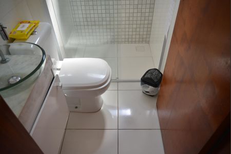 Apartamento à venda com 138m², 3 quartos e 2 vagasBanheiro Social