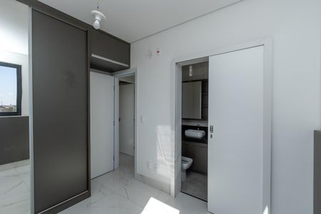 Apartamento à venda com 170m², 4 quartos e 2 vagasQuarto 3