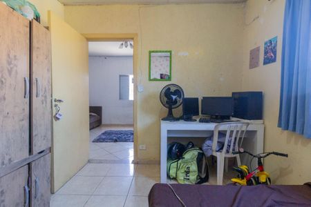 Casa à venda com 150m², 4 quartos e 2 vagas Casa à venda com 150m², 4 quartos e 2 vagasQuarto 1