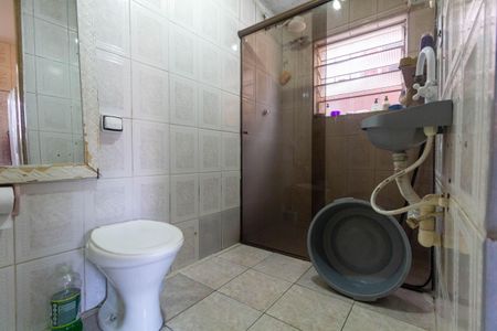 Casa à venda com 150m², 4 quartos e 2 vagas Casa à venda com 150m², 4 quartos e 2 vagasBanheiro