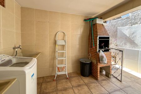 Casa à venda com 150m², 2 quartos e 1 vaga Casa à venda com 150m², 2 quartos e 1 vagaÁrea de Serviço