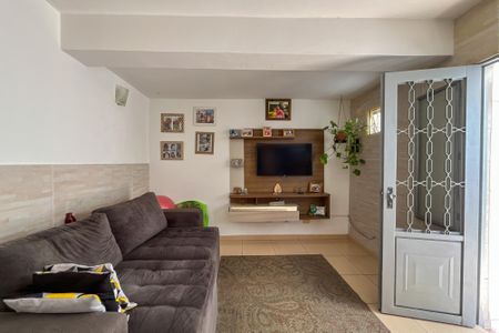 Casa à venda com 150m², 2 quartos e 1 vaga Casa à venda com 150m², 2 quartos e 1 vagaSala