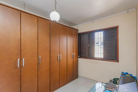 Casa à venda com 214m², 4 quartos e 3 vagasQuarto 4