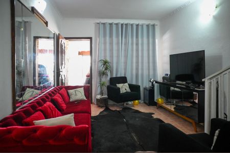 Casa à venda com 122m², 2 quartos e 1 vagaSala