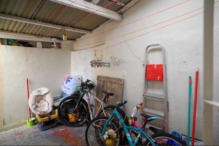 Casa à venda com 122m², 2 quartos e 1 vagaÁrea de Serviço