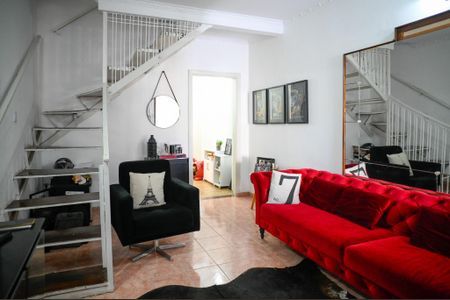 Casa à venda com 122m², 2 quartos e 1 vagaSala