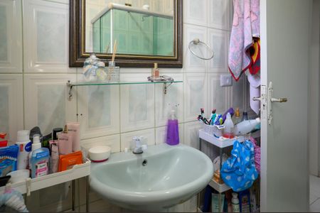 Casa à venda com 122m², 2 quartos e 1 vagaBanheiro 1