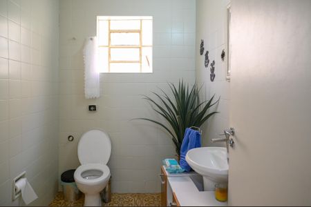 Casa à venda com 122m², 2 quartos e 1 vagaBanheiro 2