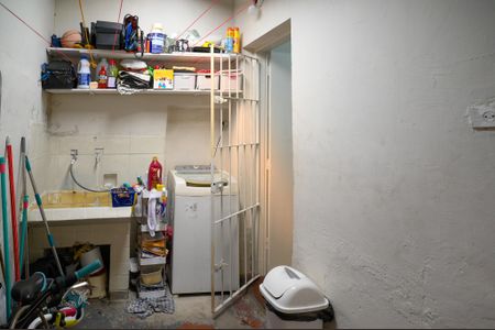 Casa à venda com 122m², 2 quartos e 1 vagaÁrea de Serviço