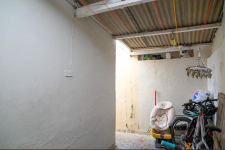 Casa à venda com 122m², 2 quartos e 1 vagaÁrea de Serviço