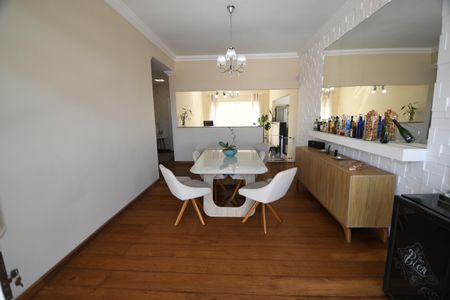 Casa à venda com 390m², 4 quartos e 4 vagasSala de Jantar