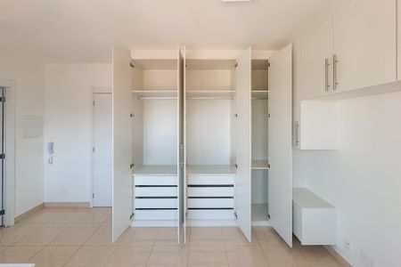 Studio à venda com 26m², 1 quarto e sem vaga Studio à venda com 26m², 1 quarto e sem vagaStudio