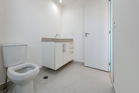 Studio à venda com 26m², 1 quarto e sem vaga Studio à venda com 26m², 1 quarto e sem vagaBanheiro