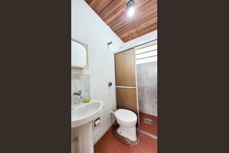Casa à venda com 135m², 2 quartos e 2 vagasBanheiro Social