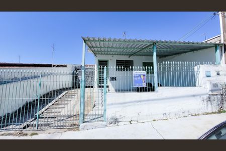 Casa à venda com 135m², 2 quartos e 2 vagasFachada